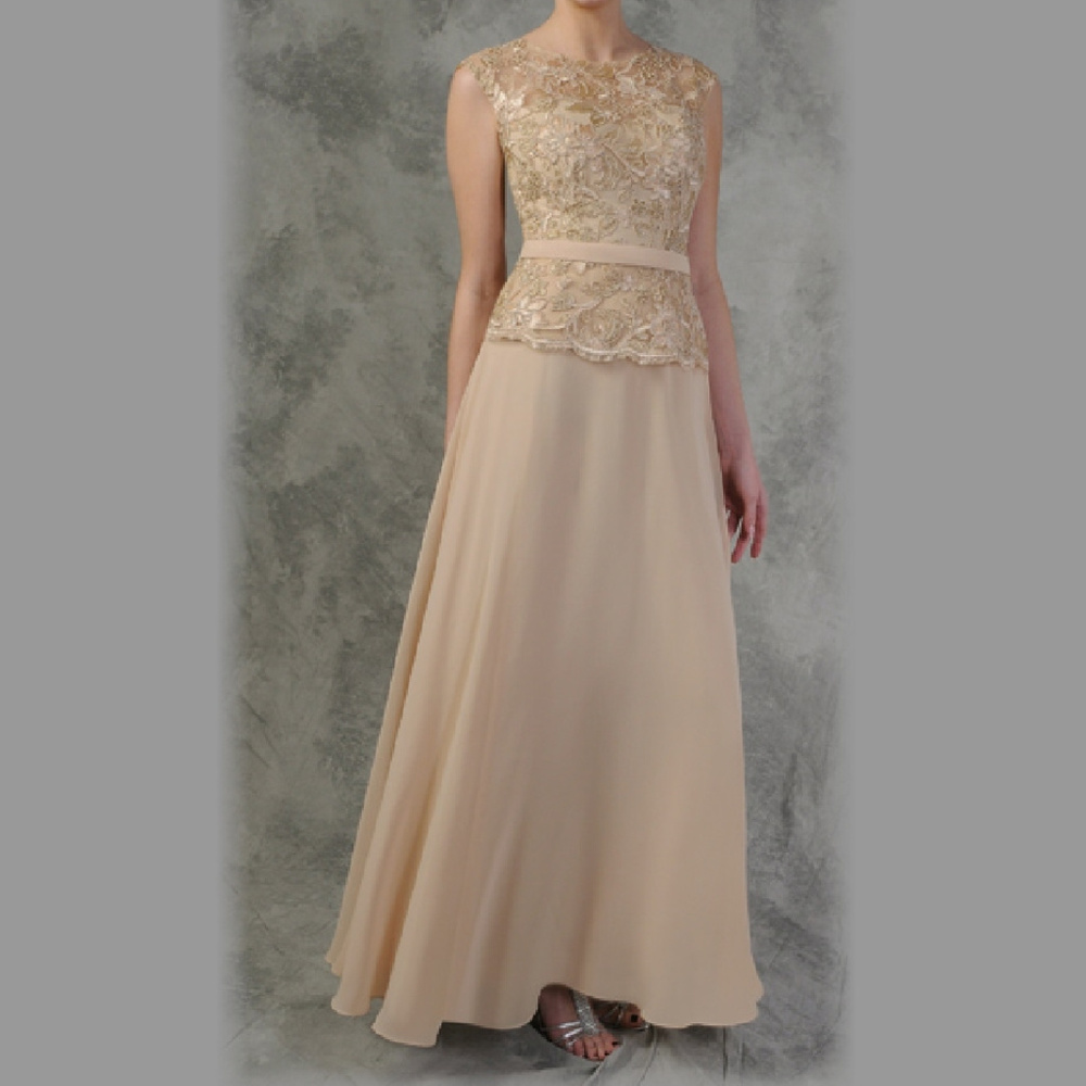 NWT Long cap sleeves champagne dress size small